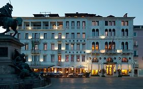 Londra Palace Venezia